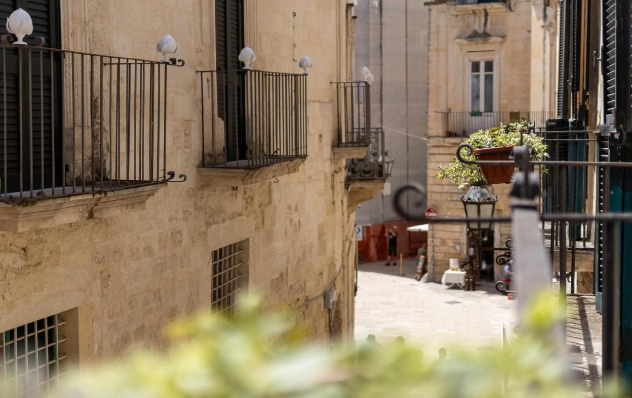 Palazzo Della Contessa - Suites & Breakfast Lecce Buitenkant foto