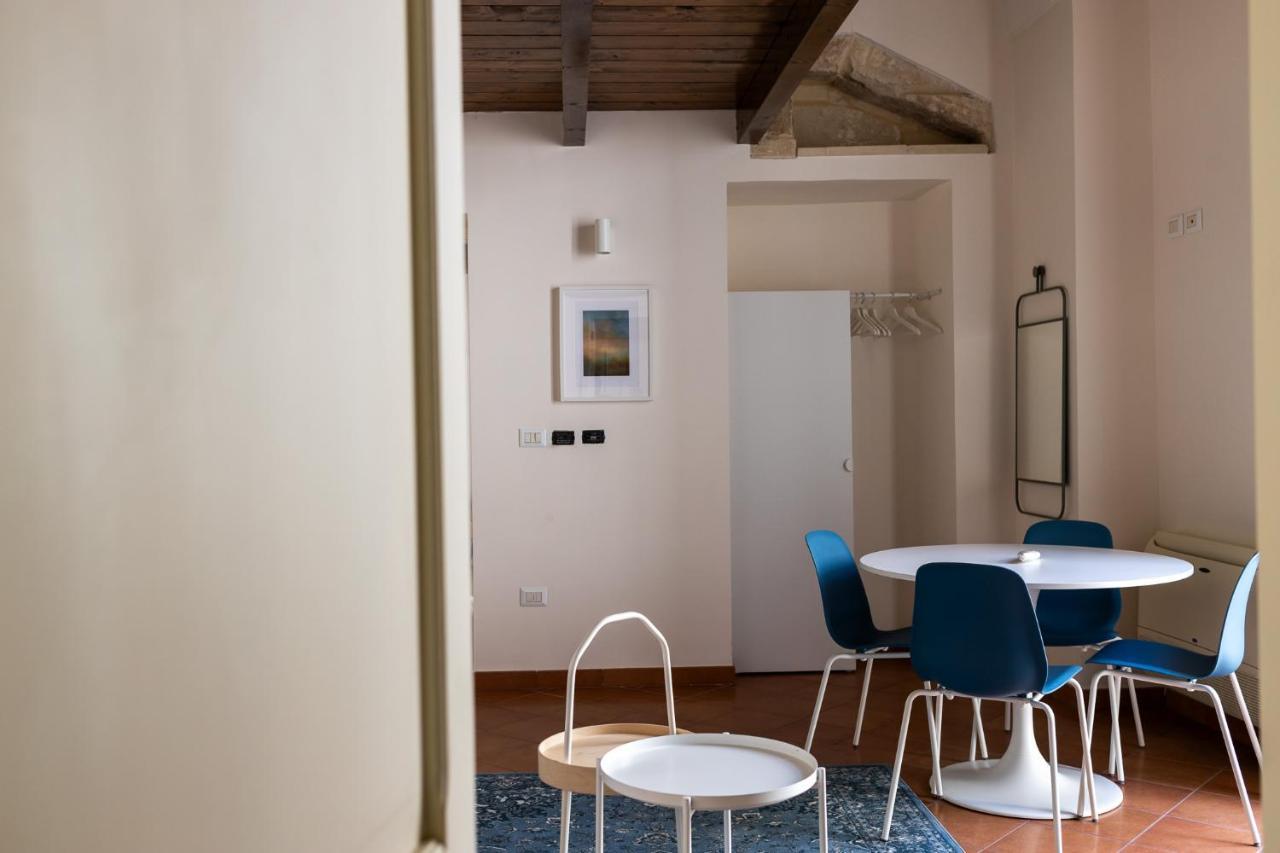 Palazzo Della Contessa - Suites & Breakfast Lecce Buitenkant foto