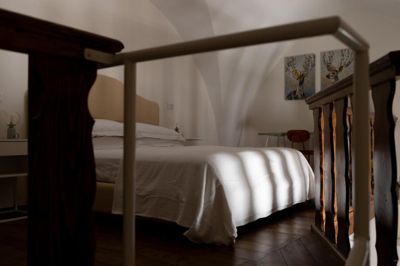 Palazzo Della Contessa - Suites & Breakfast Lecce Buitenkant foto