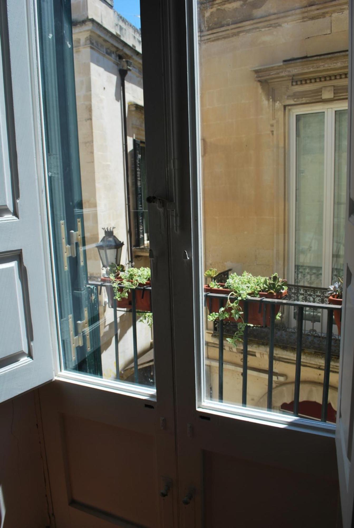 Palazzo Della Contessa - Suites & Breakfast Lecce Buitenkant foto