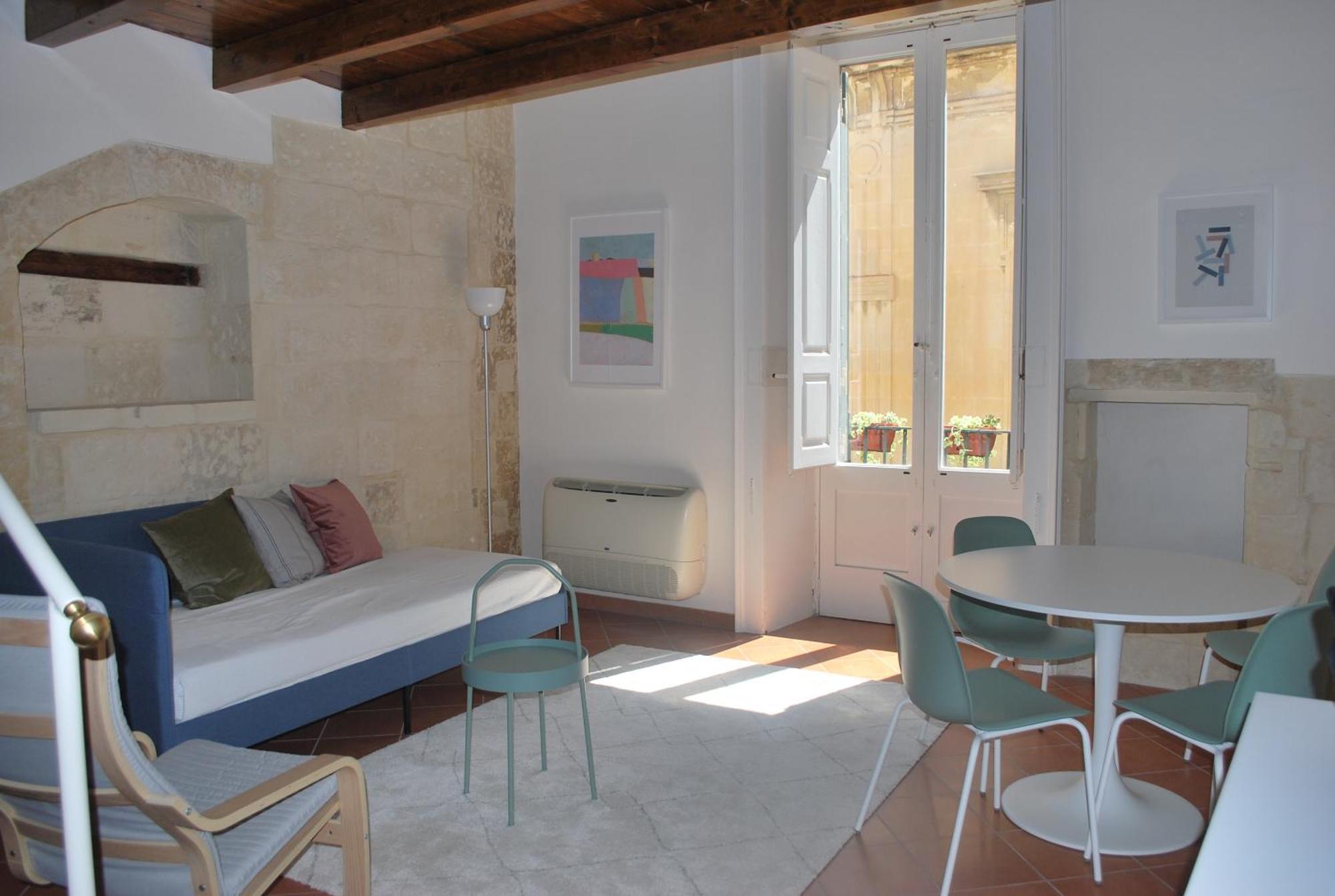 Palazzo Della Contessa - Suites & Breakfast Lecce Buitenkant foto